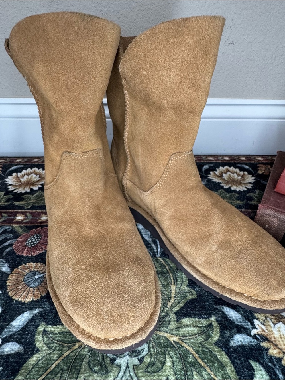 UGG | Alida Suede Tan Unlined Boots Size 9 - Picture 10 of 12